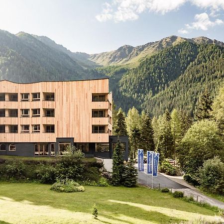 Falkensteiner Hotel Antholz - Adults Only Εξωτερικό φωτογραφία
